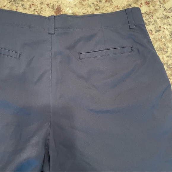 Like new mens golf shorts! - Picture 6 of 9
